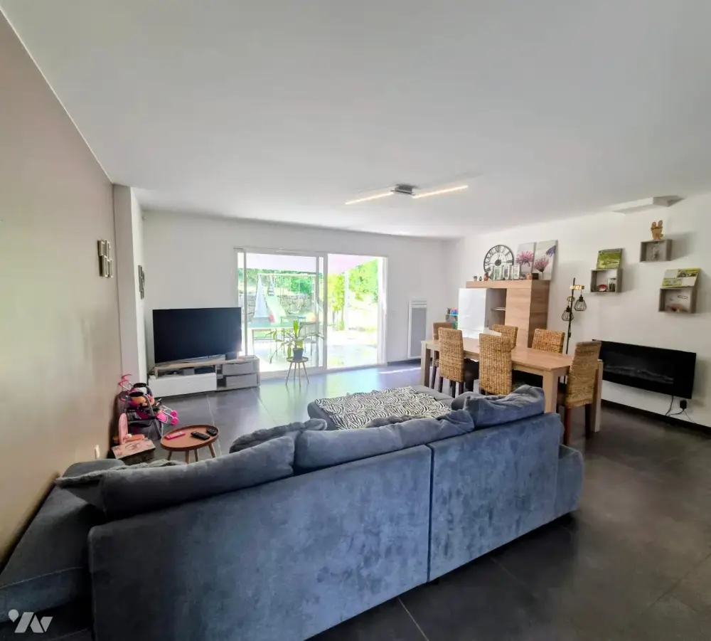Vente maison 4 pièces 87 m² à Vidauban (94) - 386 900 € (4 447 € m²)