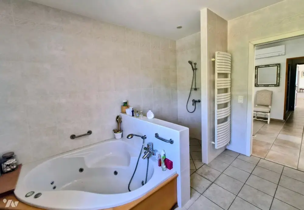 Le Lavandou (95) - Vente villa 8 pièces 240.69 m² -  3 150 000 € 
