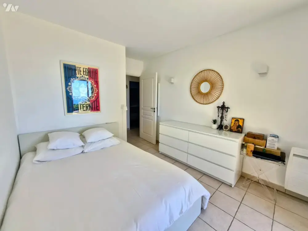 Le Lavandou (104) - Vente villa 8 pièces 240.69 m² -  3 150 000 € 