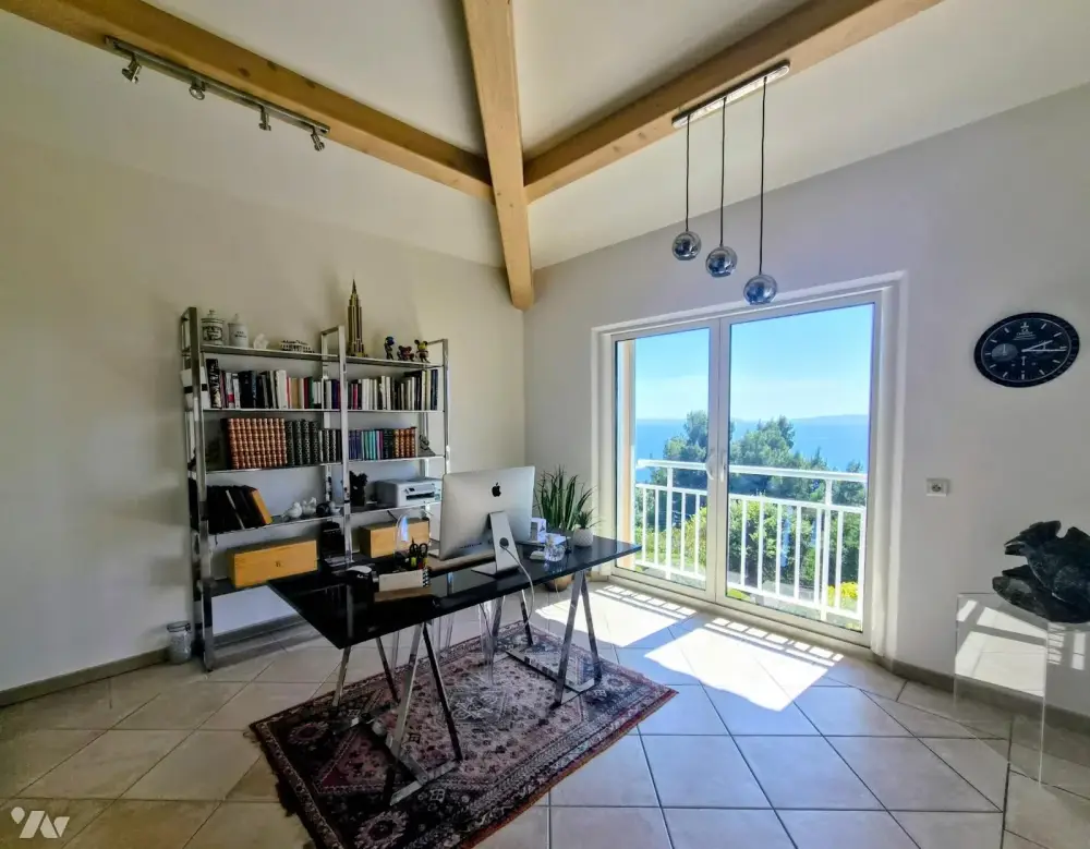 Le Lavandou (83) - Vente villa 8 pièces 240.69 m² -  3 150 000 € 