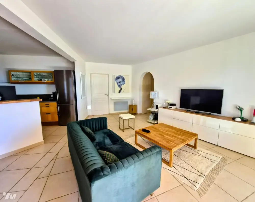 Le Lavandou (86) - Vente villa 8 pièces 240.69 m² -  3 150 000 € 