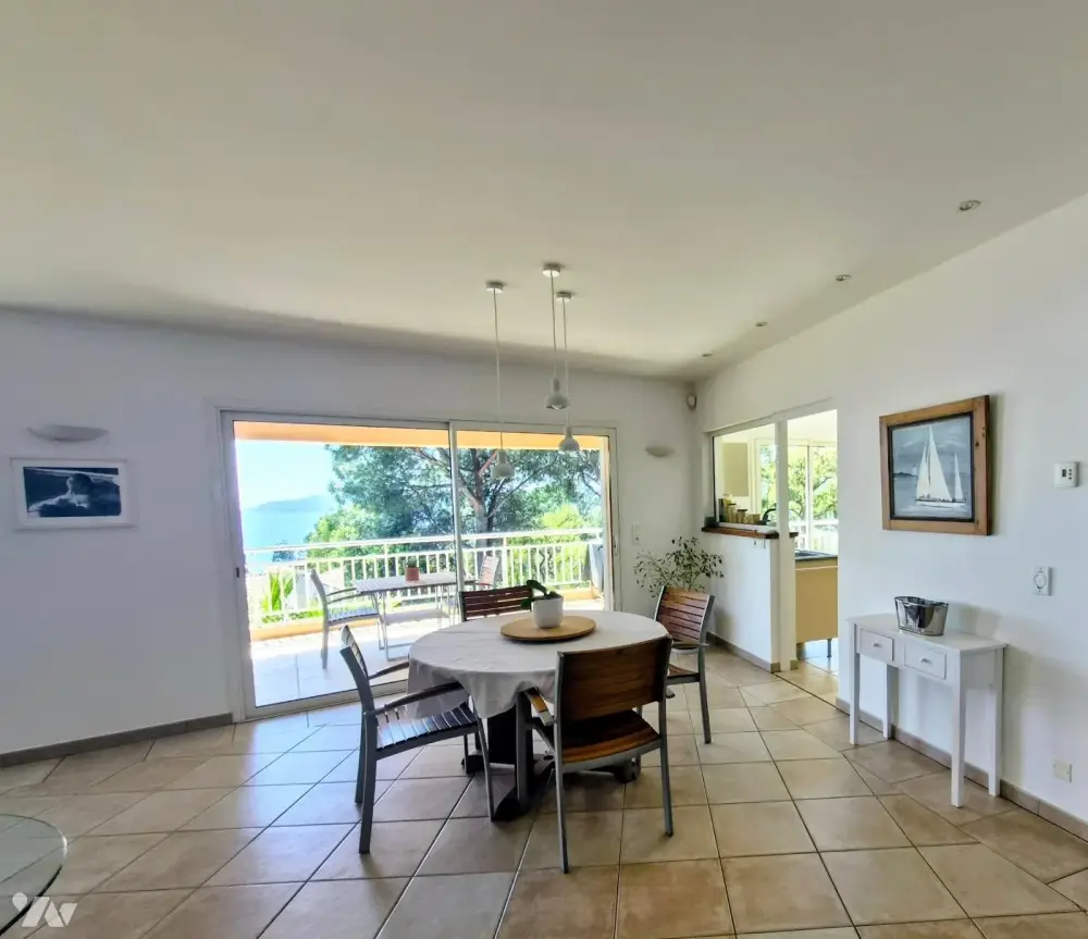 Le Lavandou (87) - Vente villa 8 pièces 240.69 m² -  3 150 000 € 