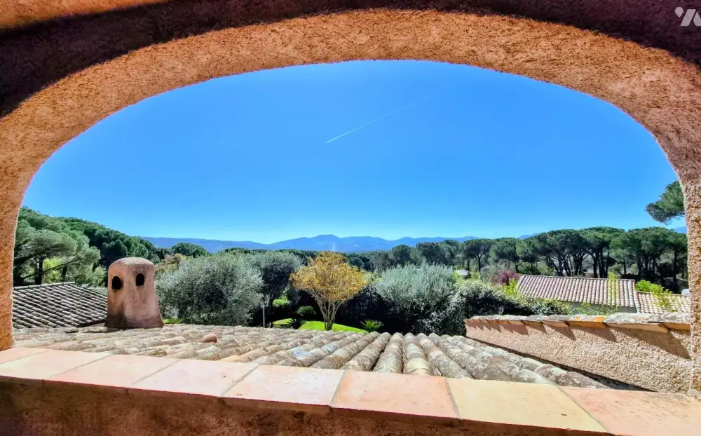 Vidauban (89) - Vente villa 5 pièces 159 m² - 555 000 € 