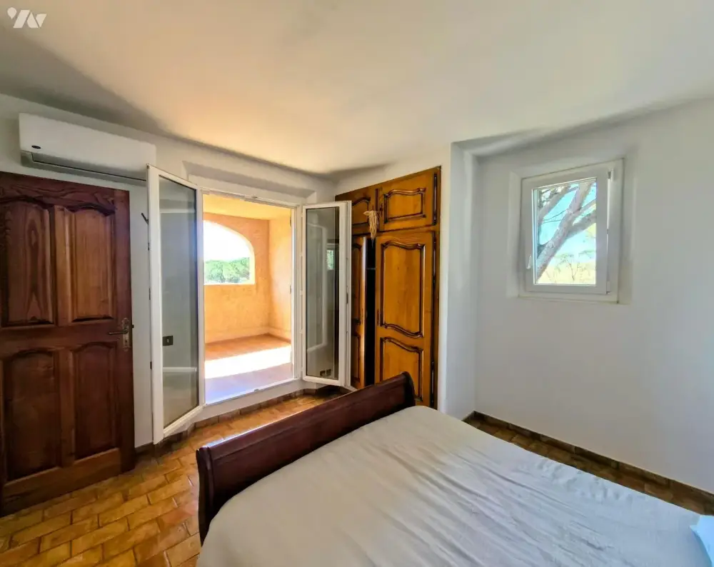 Vidauban (101) - Vente villa 5 pièces 159 m² - 555 000 € 