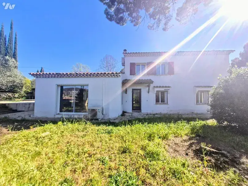 Draguignan (83) - Vente villa 5 pièces 160 m² - 525 000 € 