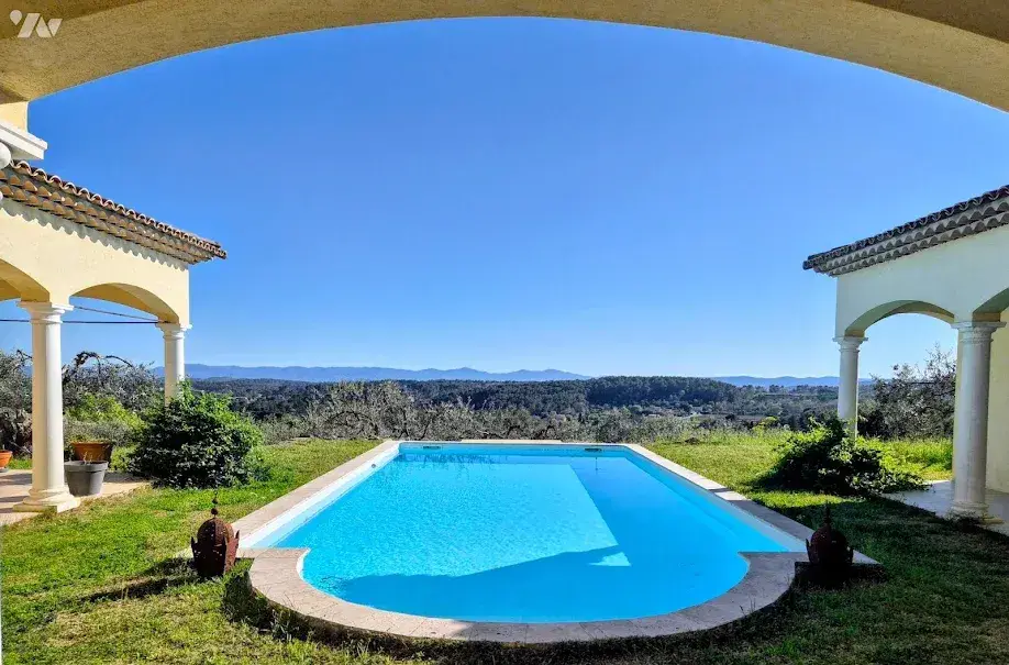 Draguignan (85) - Vente villa 7 pièces 260 m² - 1 365 000 € 