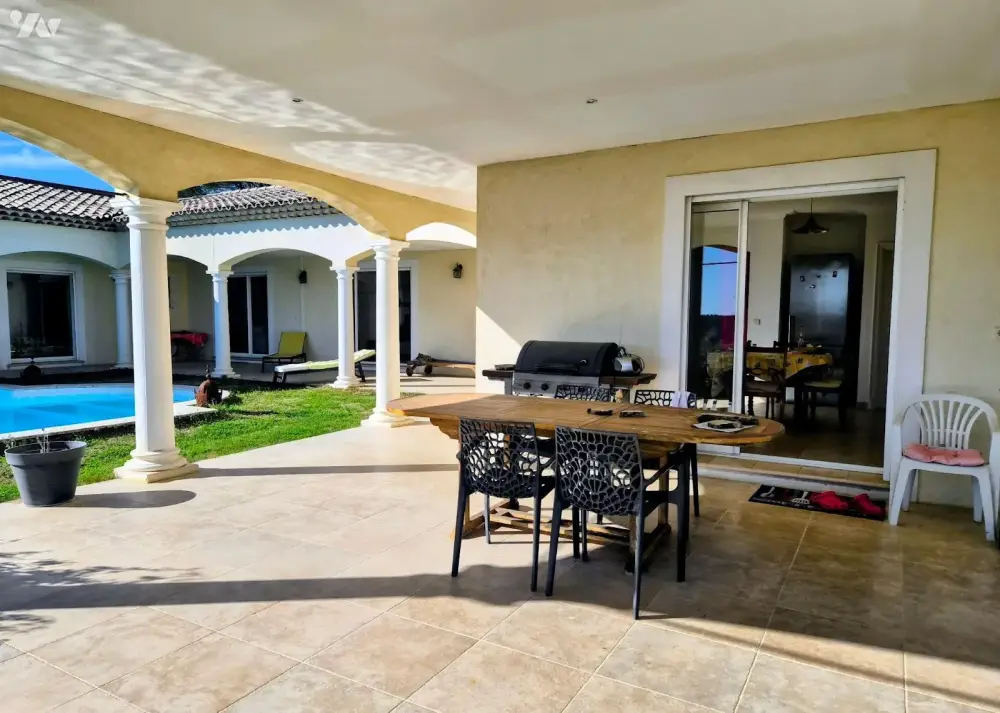 Draguignan (88) - Vente villa 7 pièces 260 m² - 1 365 000 € 