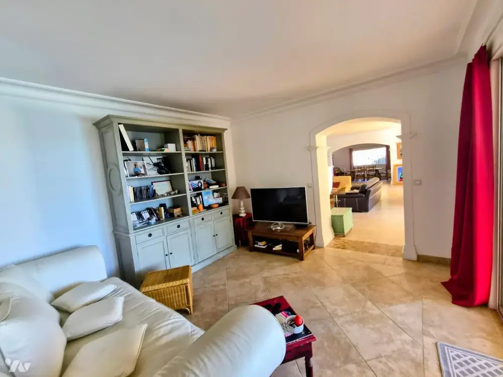 Draguignan (93) - Vente villa 7 pièces 260 m² - 1 365 000 € 