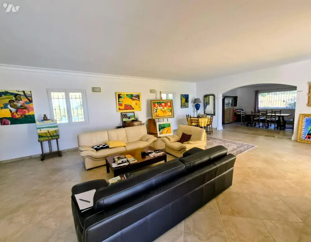 Draguignan (99) - Vente villa 7 pièces 260 m² - 1 365 000 € 